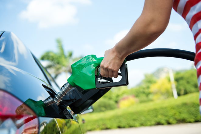 La demanda de combustibles fósiles podría alcanzar su punto máximo esta década: ¿Qué significa esto para los precios?