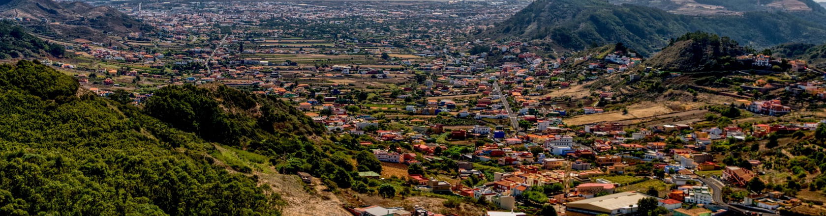Venezuela skyline with mountains